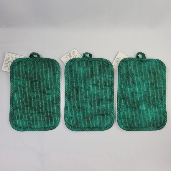 Mickey Unlimited Best Wishes Potholders And Kitchen Towels - Picture 4 of 16